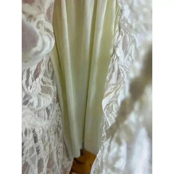 Dazzlin for Brilliant Girls Lace and Crochet Boho Dress Cream Size S READ - Picture 6 of 8